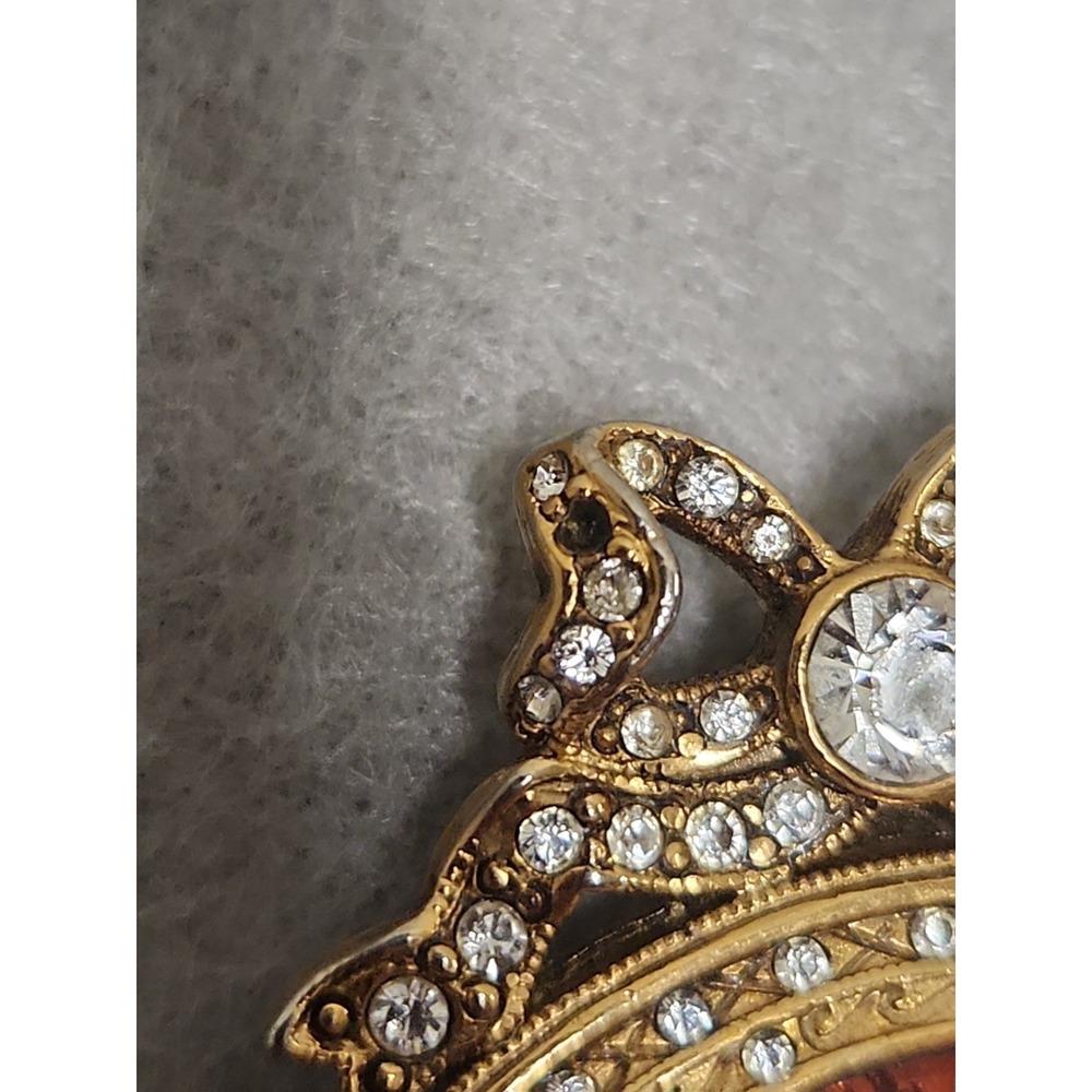 Vintage Metropolitan Museum Of Art Mirror Pendant - Picture 3 of 5